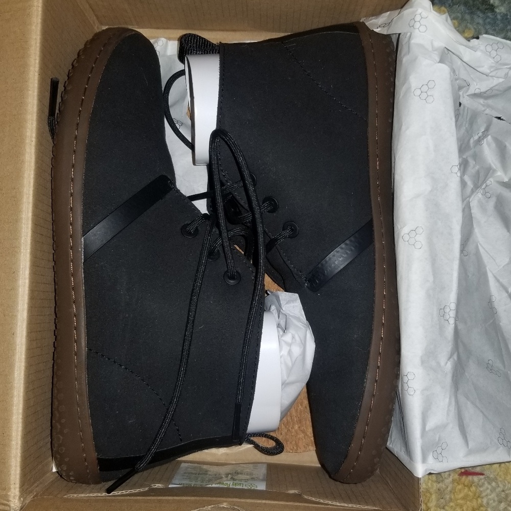 VivoBarefoot Gobi II black suede shoes